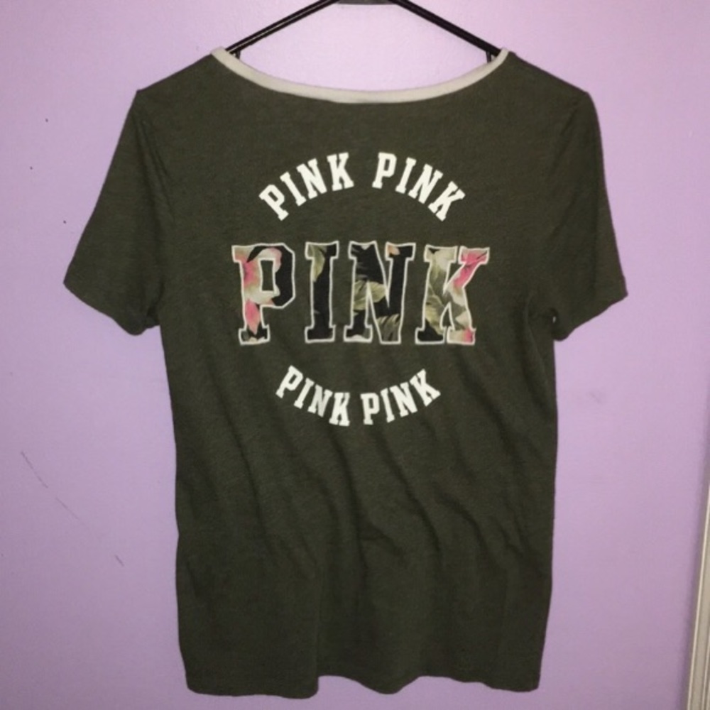 Vs pink tee